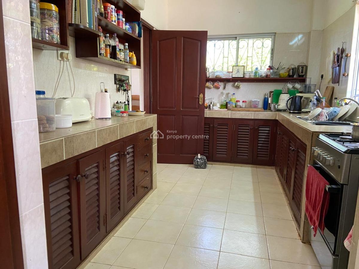 3 Bedroom Beach House with Large Beautiful Garden, Kuruwitu Beach, Vipingo, Shimo La Tewa, Kilifi, Terraced Duplex for Sale