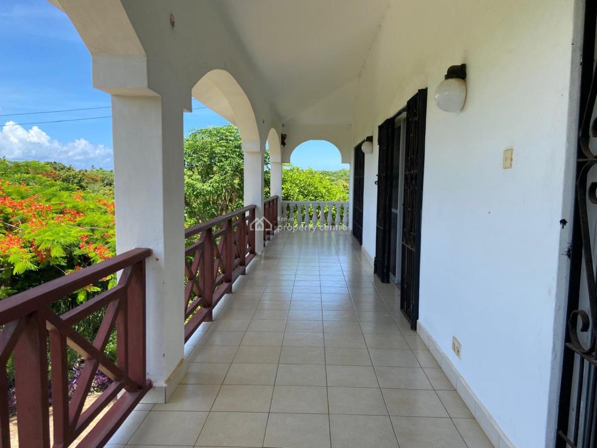 3 Bedroom Beach House with Large Beautiful Garden, Kuruwitu Beach, Vipingo, Shimo La Tewa, Kilifi, Terraced Duplex for Sale