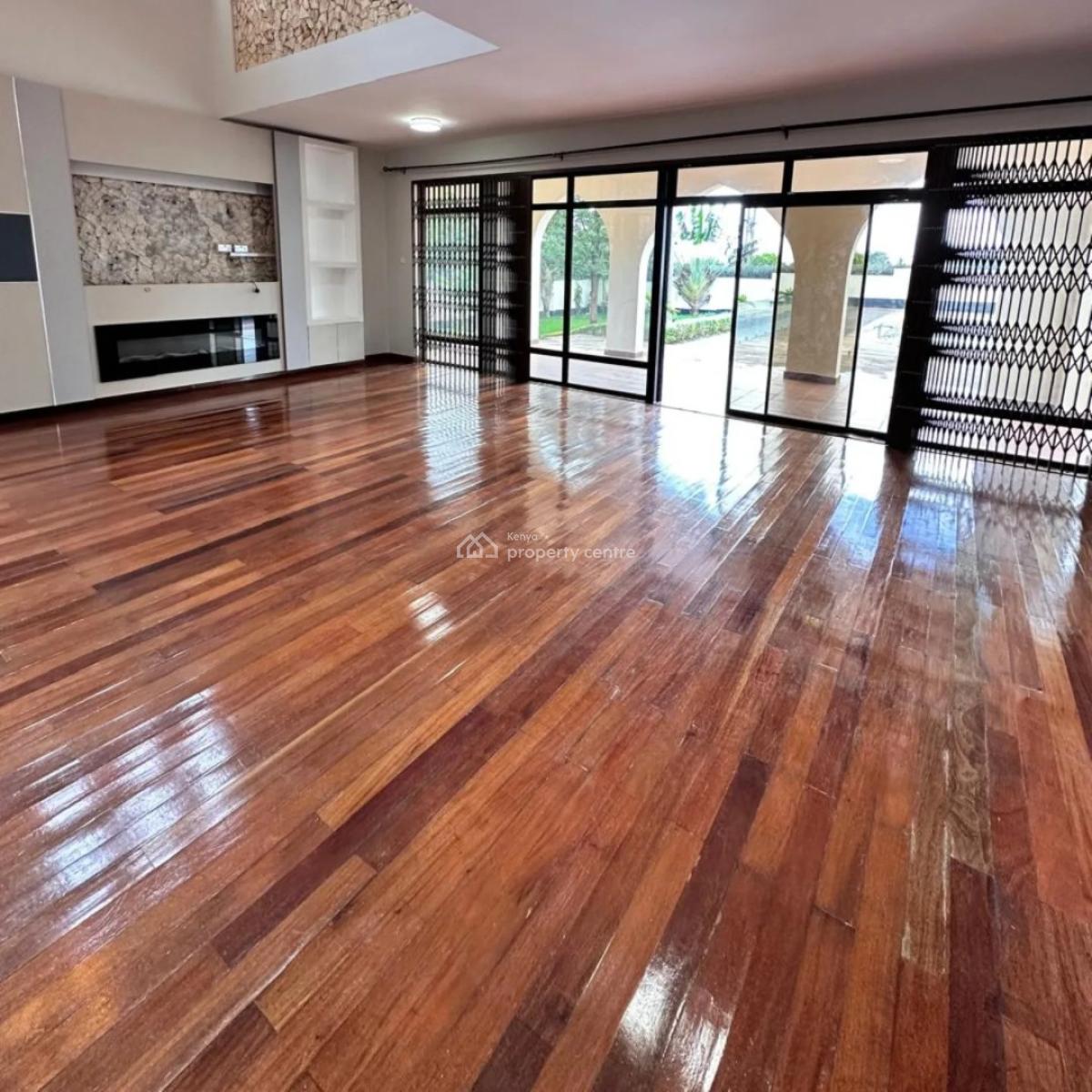 5 Bedroom Villa with a Private Swimming Pool, Runda, Westlands, Nairobi, House for Rent