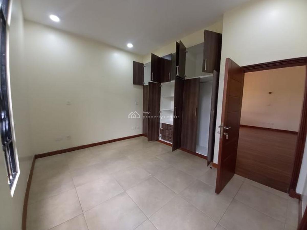 Luxury 5 Bedroom Townhouse in Gated Community with Club House, Runda, Westlands, Nairobi, House for Rent