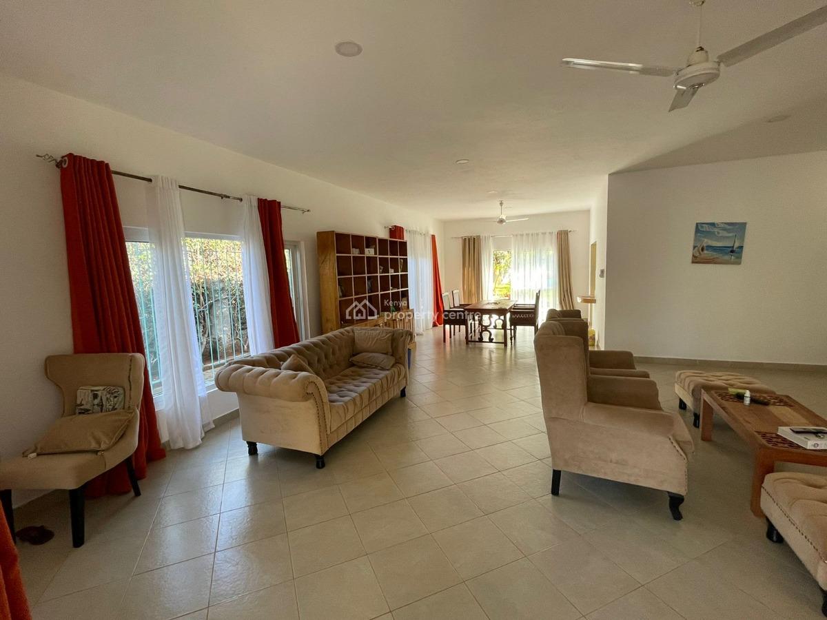 Elegant 3-bedroom on Half Acre Coastal Residence in Bofa, Kilifi, Bofa Beach, Malindi Town, Kilifi, Semi-detached Bungalow for Sale