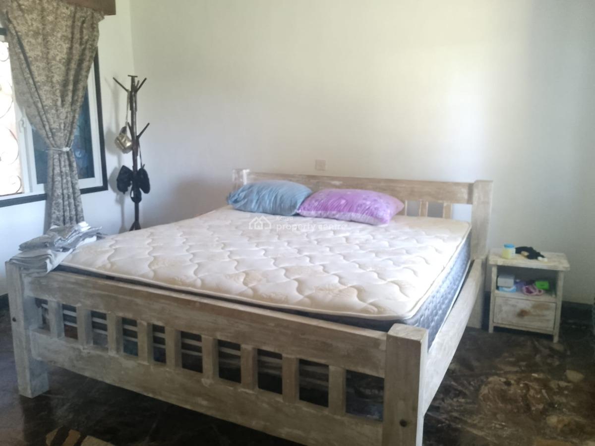 Elegant 3-bedroom Gated Living with Pool Access in Kibokoni, Kibokoni, Malindi Town, Kilifi, House for Rent