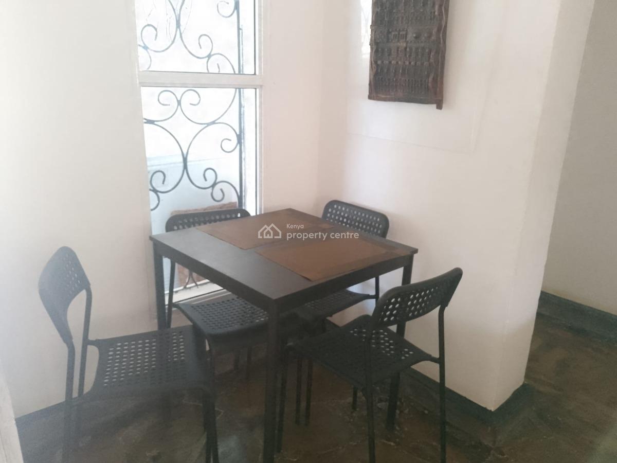 Elegant 3-bedroom Gated Living with Pool Access in Kibokoni, Kibokoni, Malindi Town, Kilifi, House for Rent