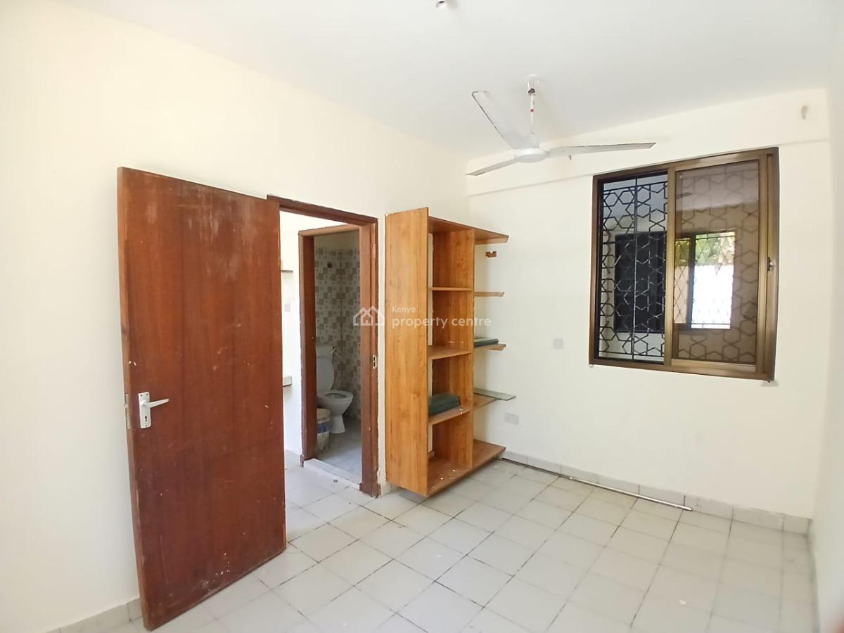 Clean 1 Bedroom Apartment with Parking, Mall Area, Mtwapa, Kilifi, Mini Flat for Rent