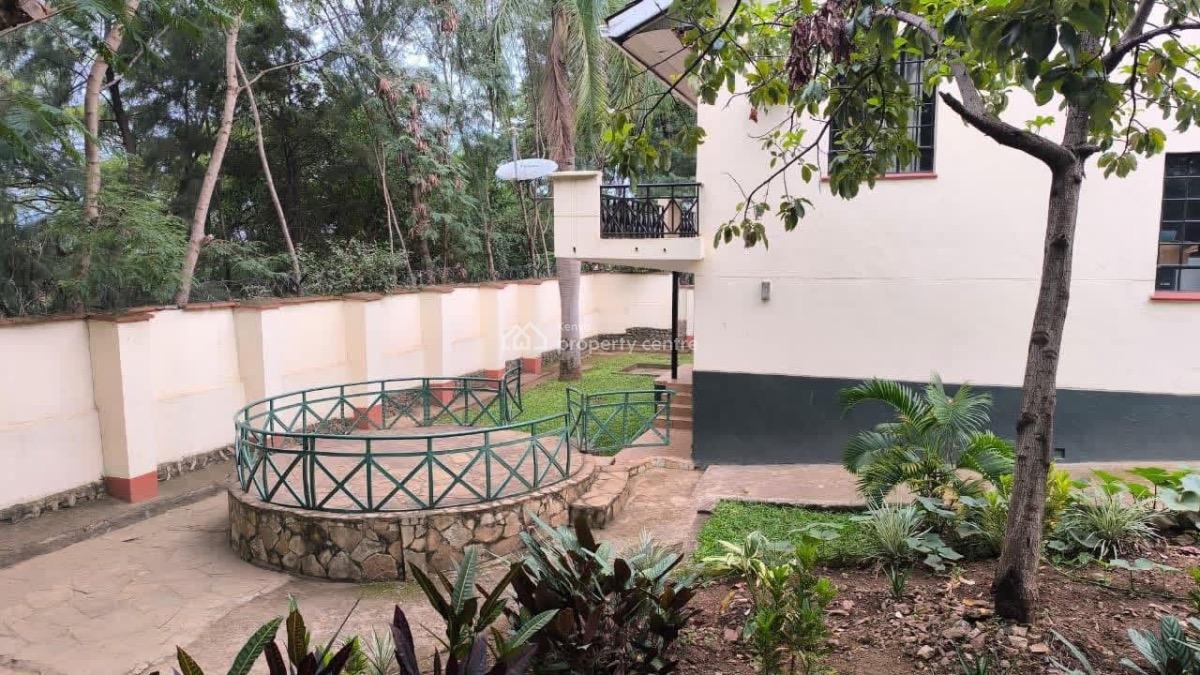 4 Bedroom with Dsq, Tom Mboya Estate, Market Milimani, Kisumu, House for Sale