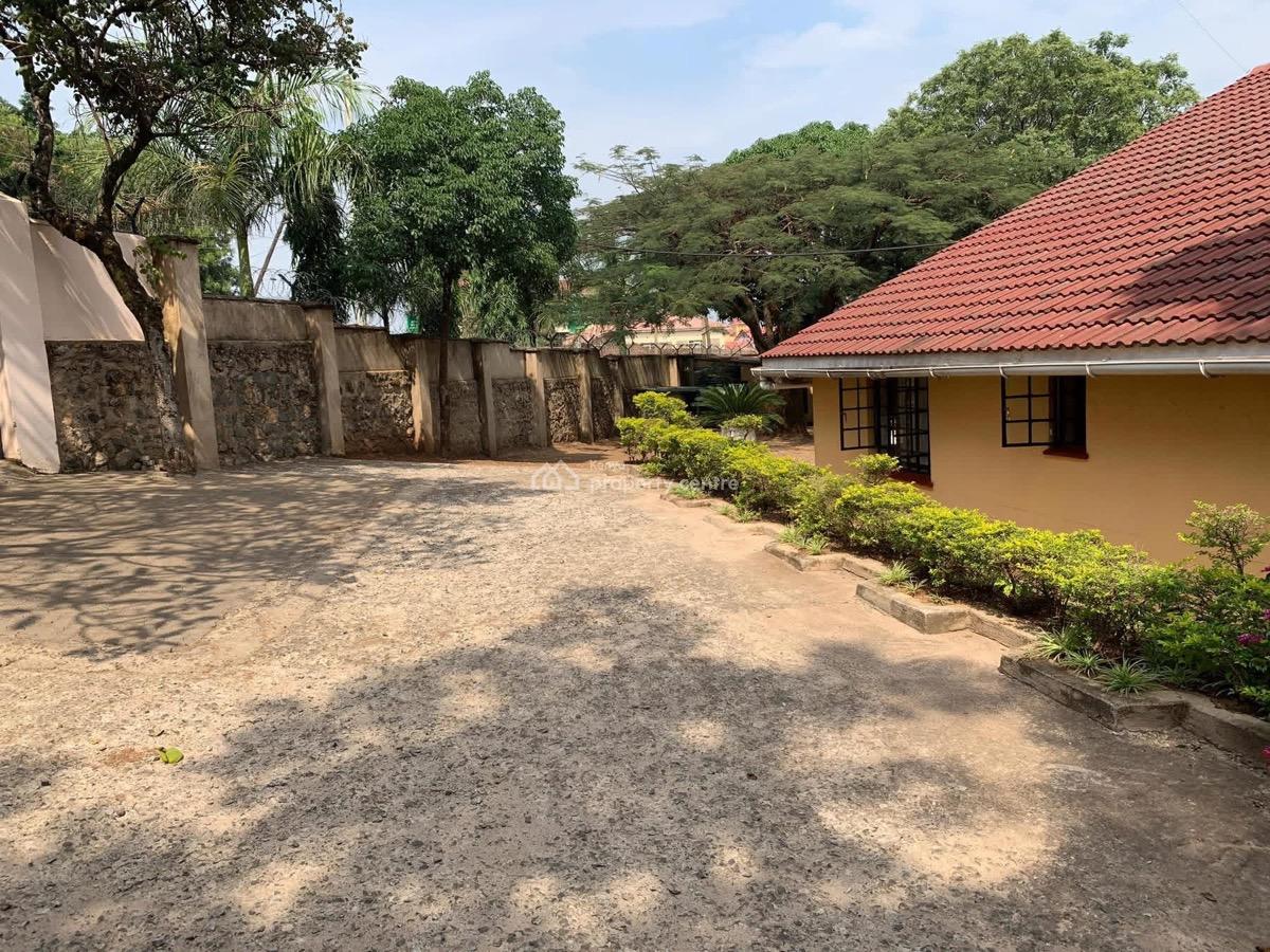 4 Bedroom with Dsq, Tom Mboya Estate, Market Milimani, Kisumu, House for Sale