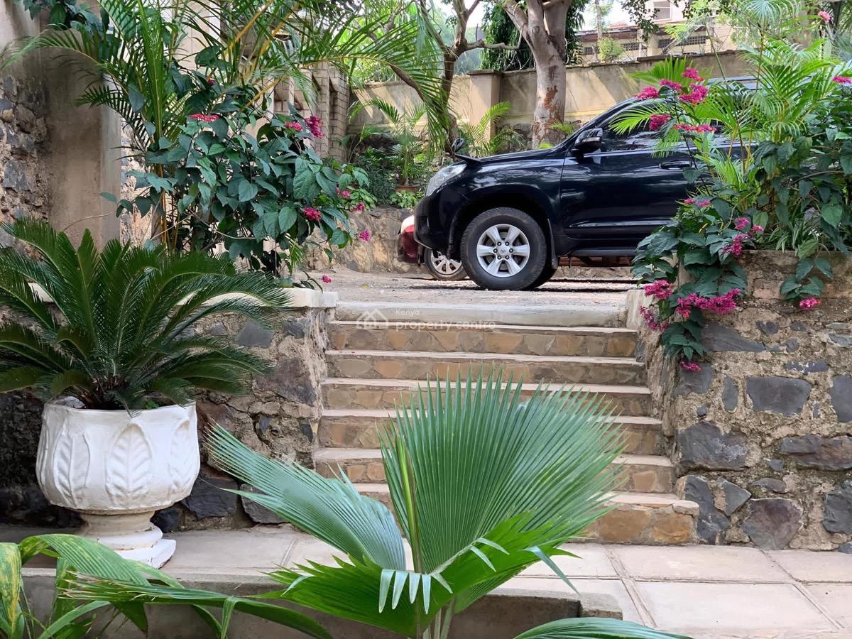 4 Bedroom with Dsq, Tom Mboya Estate, Market Milimani, Kisumu, House for Sale