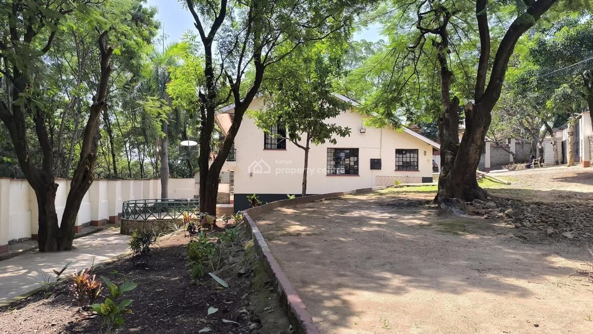 4 Bedroom with Dsq, Tom Mboya Estate, Market Milimani, Kisumu, House for Sale