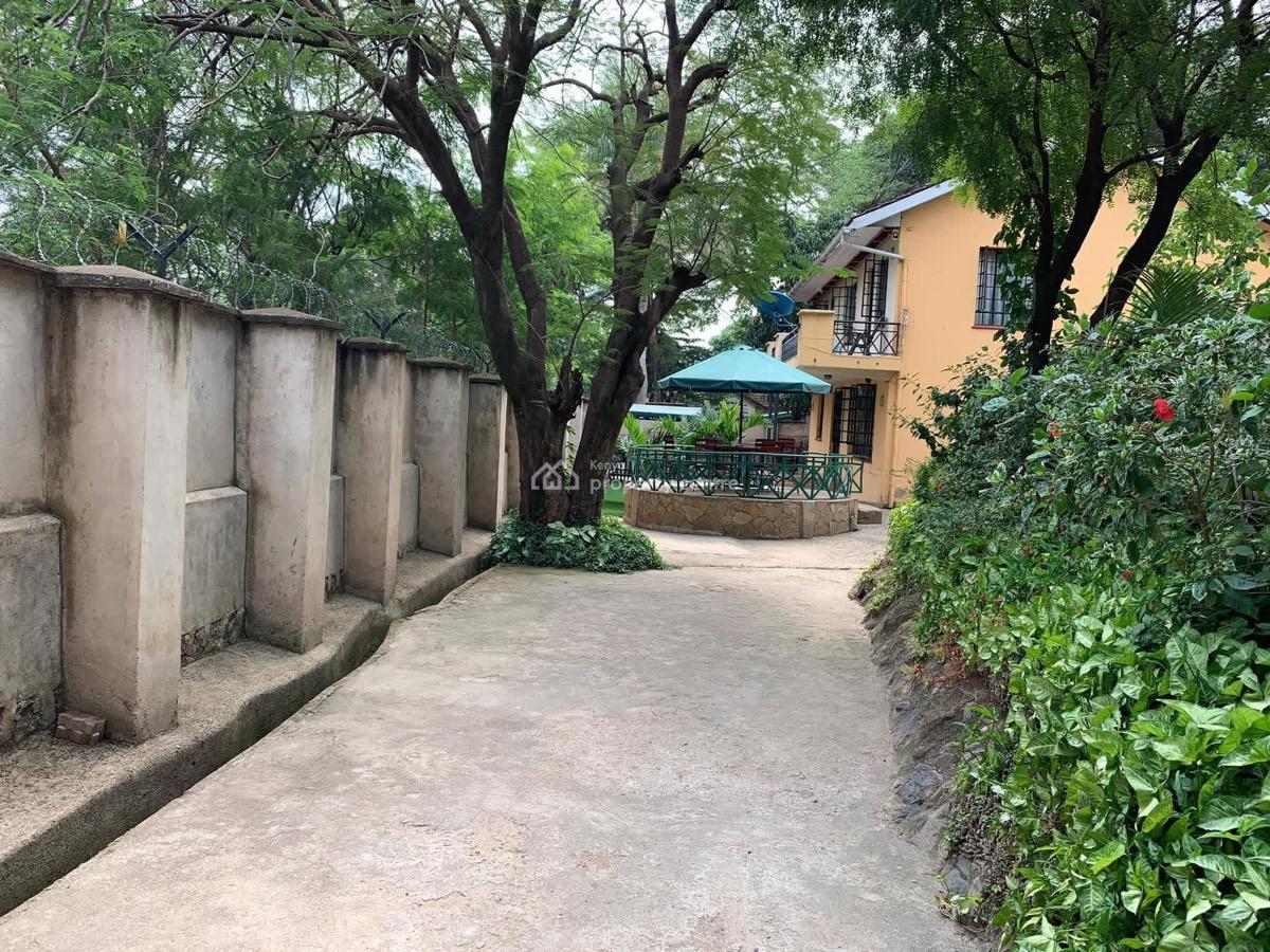 4 Bedroom with Dsq, Tom Mboya Estate, Market Milimani, Kisumu, House for Sale