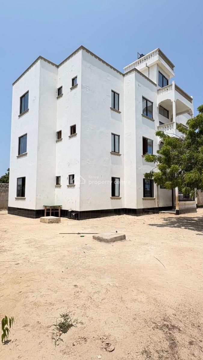 Luxurious 6-bedroom Mansion, Shikaadabu, Likoni, Mombasa, House for Sale