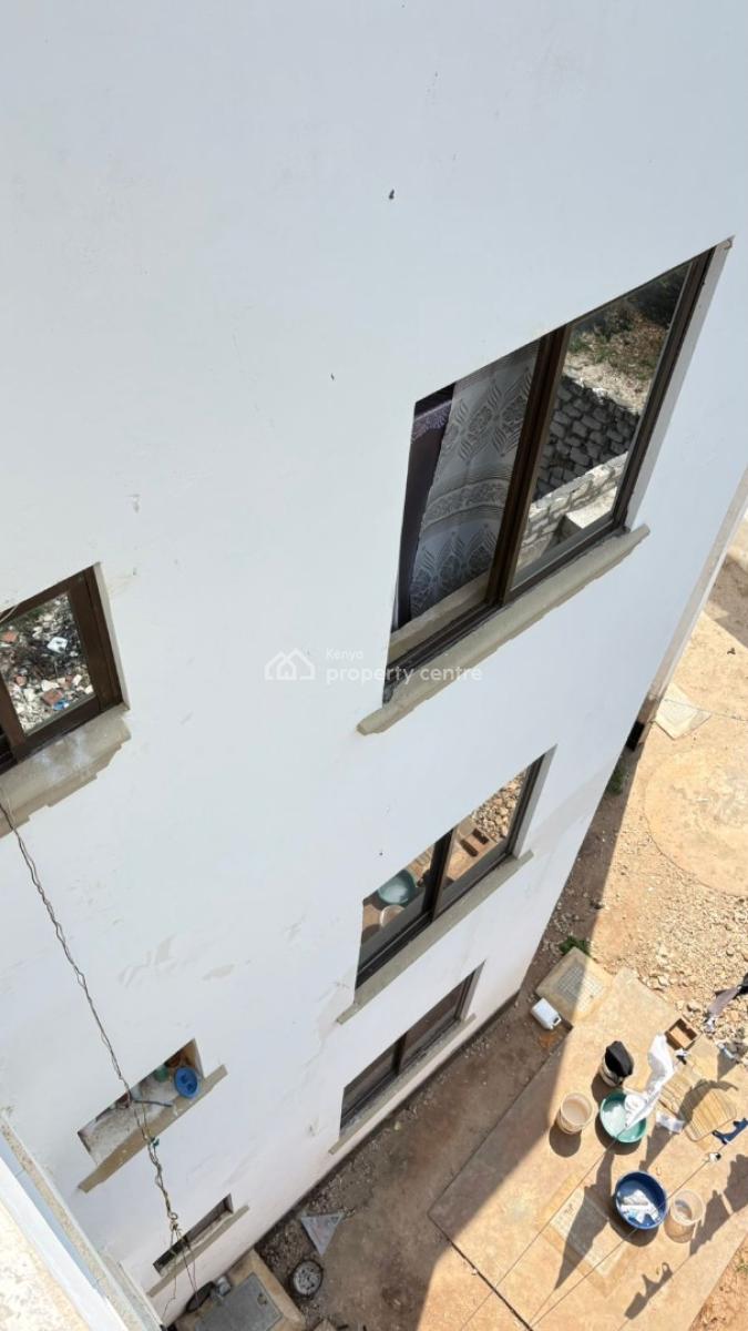 Luxurious 6-bedroom Mansion, Shikaadabu, Likoni, Mombasa, House for Sale