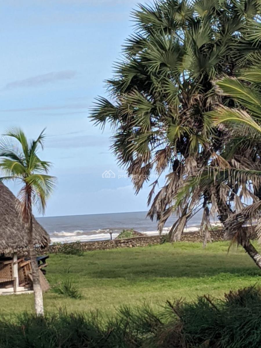 Exclusive Beachfront Furnished 2-bedroom Villa in Mambrui-mal, Mambrui, Malindi Town, Kilifi, House for Sale