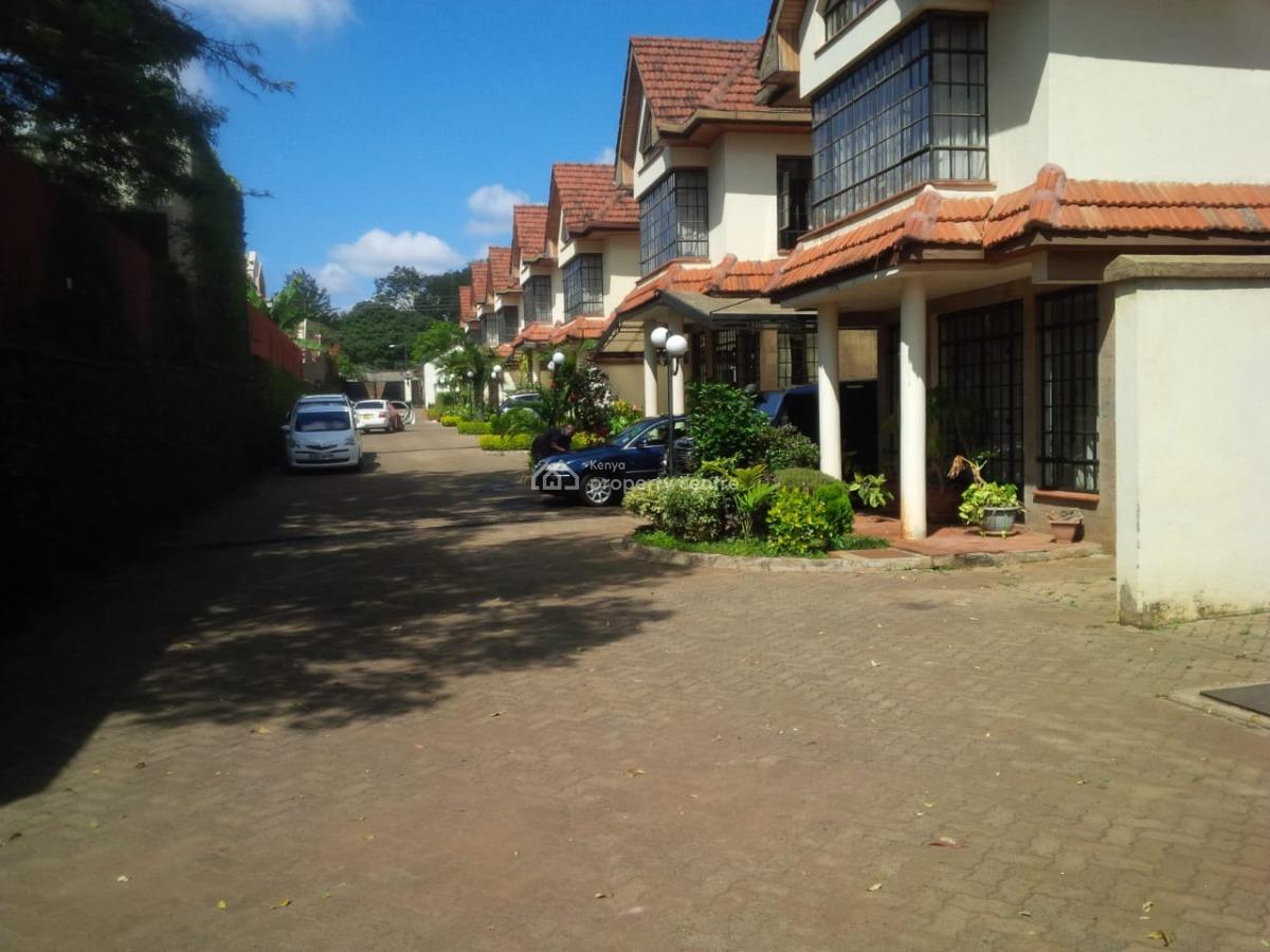 Elegant 4-bedroom Townhouse with Dsq in Lavington (jacaranda Avenue), Lavington, Lavington, Nairobi, Apartment for Sale