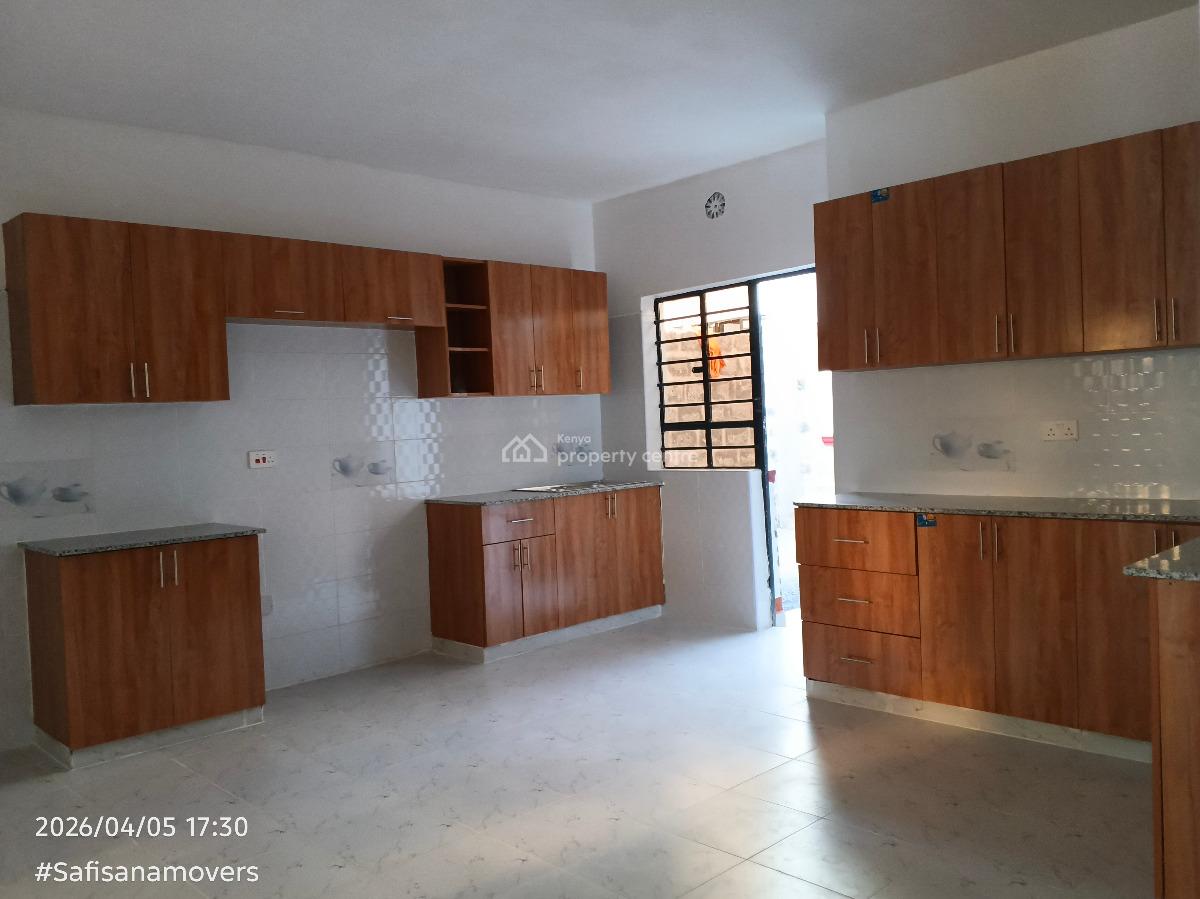 4 Bedroom Bungalow House Plus Dsq Kitengela 10.7m, Namanga Road, Kitengela, Kajiado, House for Sale