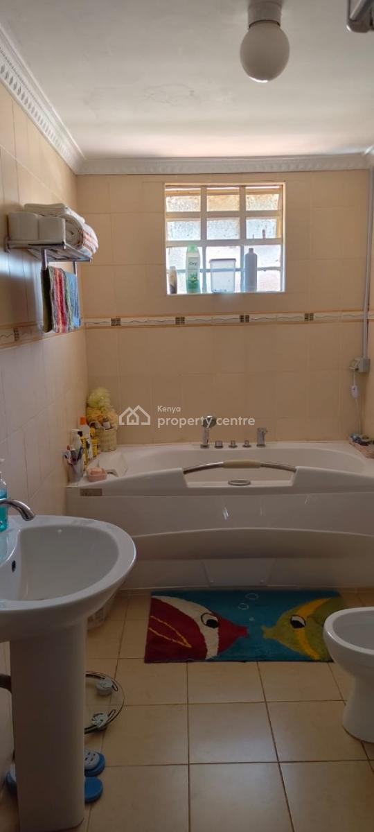 Elegant 4-bedroom Home with Dsq in Kitengela Nairobi, Kitengela, Kitengela, Kajiado, House for Sale