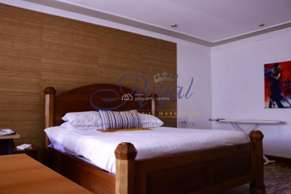 Elegant 4-bedroom Villa in a Gated Community, Brookside Drive, Westlands, Nairobi, House for Rent