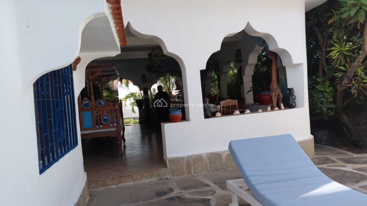 Exclusive Fully Furnished 3-bedroom on 1/4 Acre Villa in Watamu, Watamu, Watamu, Kilifi, House for Sale