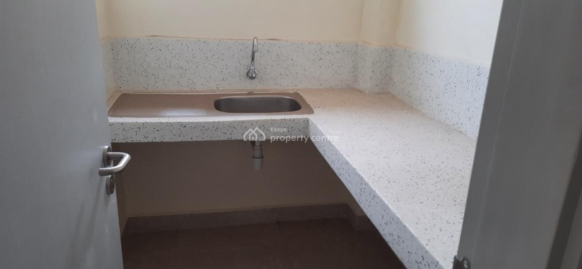 10,000 Sq Ft & 12.000 Sq Ft Warehouses, Baba Dogo Road, Baba Dogo, Nairobi, Warehouse for Rent