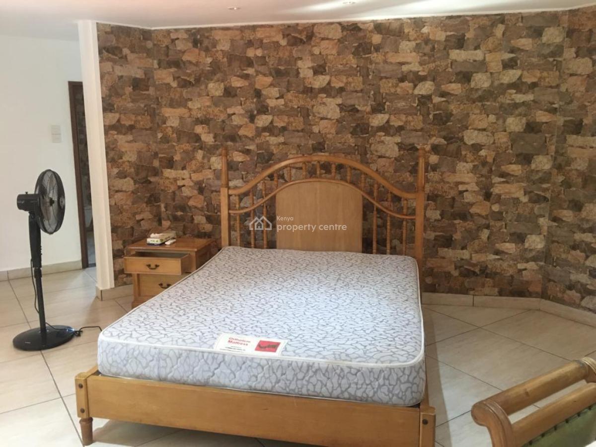 5 Bedrooms Villa Second Row From The Nyali 120m, Nyali Mombasa, Nyali, Mombasa, Townhouse for Sale