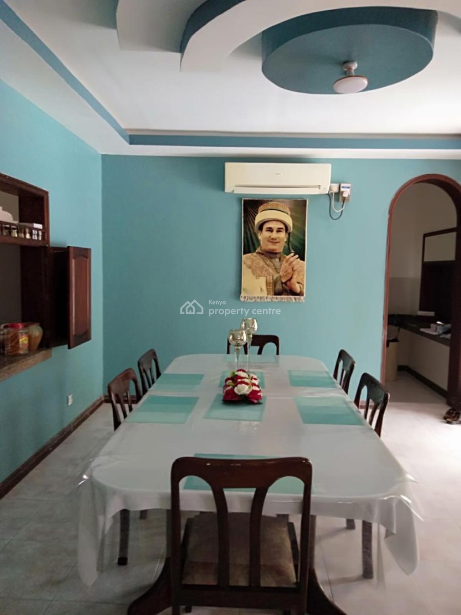 5 Bedrooms House with a Swimming Pool on a 1 Acre Plot in Mombasa-nyal, Nyali, Nyali, Mombasa, Townhouse for Sale