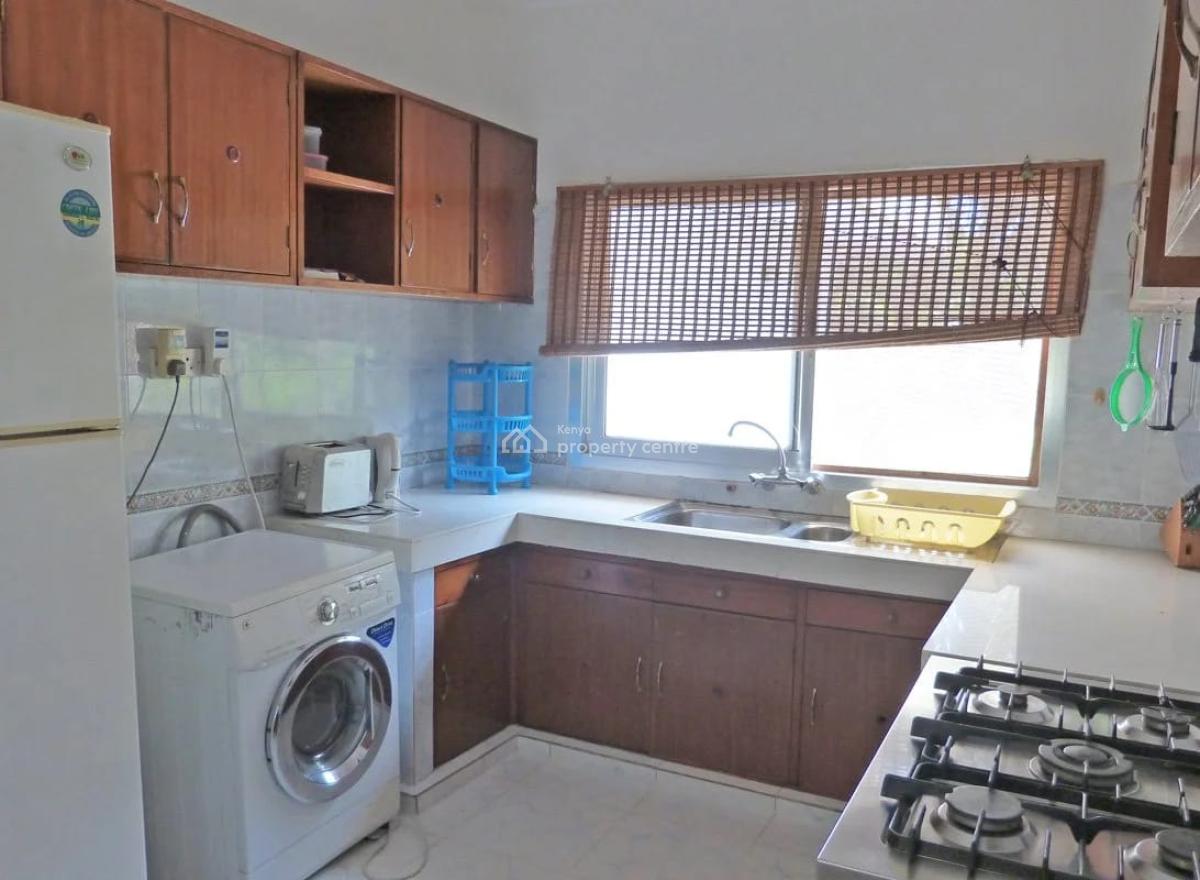 4 Bedroom Sitting on 1/4 of an Acre Fully Furnished Asking Price 30m, Watamu Kilifi, Watamu, Kilifi, Townhouse for Sale