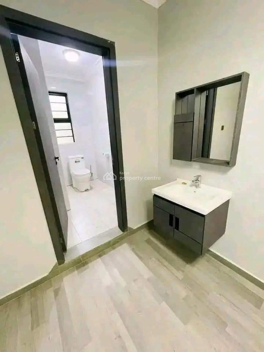 Ruiru 4 Bedroom House All En-suite House with a Sq. Located Wi, Ruiru, Ruiru, Kiambu, Townhouse for Sale