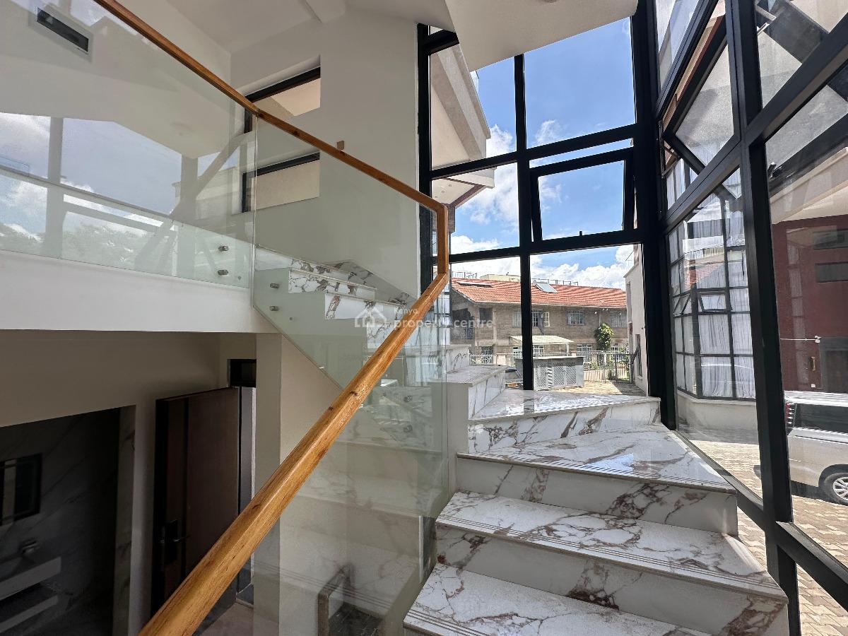 5 Bedroom Villas in Lavington Along Ramisi Road, Ramisi Road, Lavington, Nairobi, House for Sale