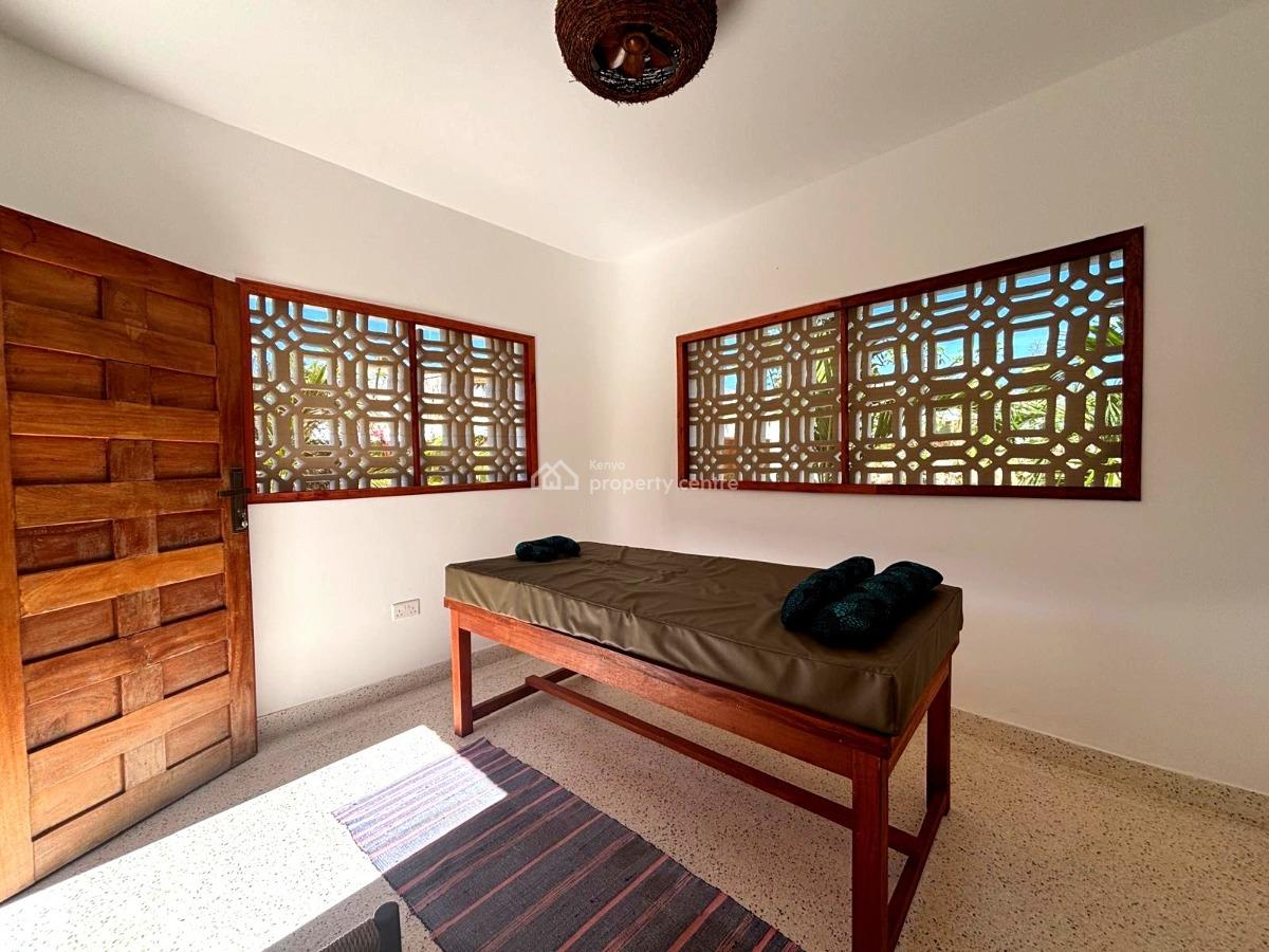 Exclusive Luxury Villa Near The Beach, Watamu Beach, Watamu, Kilifi, House for Sale