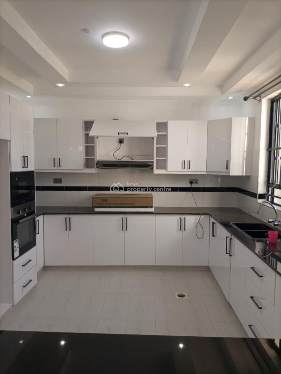 3 Bedroom House with Dsq All Ensuite Mugutha Has a Study Roo, Ruiru, Ruiru, Kiambu, Townhouse for Sale