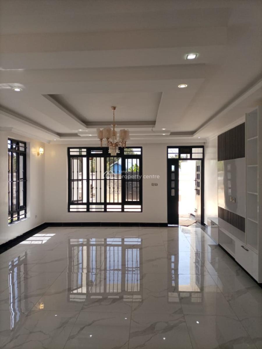 3 Bedroom House with Dsq All Ensuite Mugutha Has a Study Roo, Ruiru, Ruiru, Kiambu, Townhouse for Sale