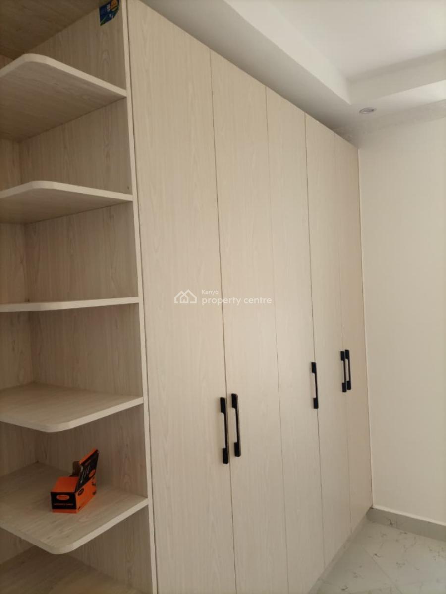 3 Bedroom House with Dsq All Ensuite Mugutha Has a Study Roo, Ruiru, Ruiru, Kiambu, Townhouse for Sale