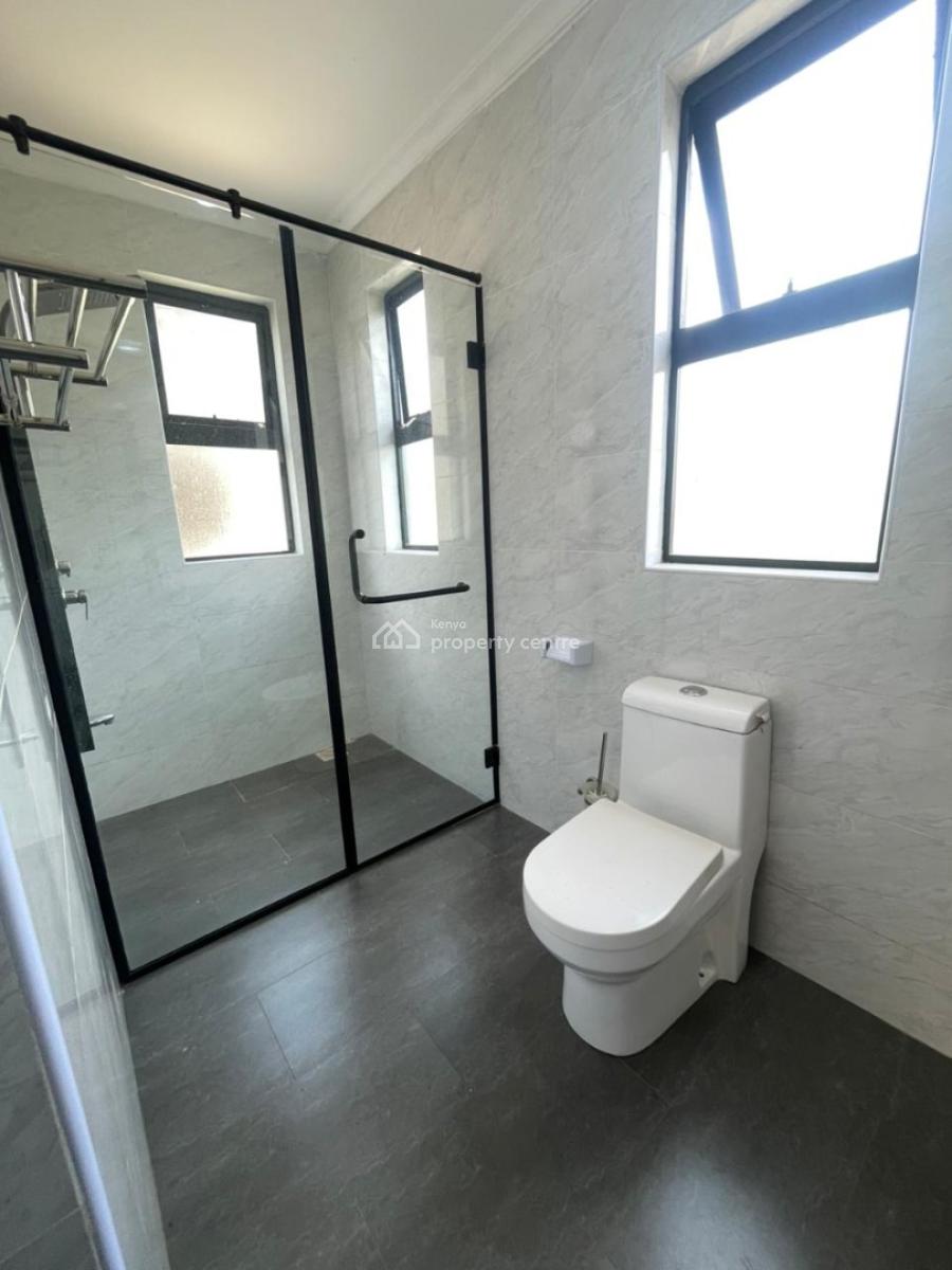 4 Bedroom House with a Family Room,home Office,spacious Sq Ruiru  Aski, Ruiru, Ruiru, Kiambu, Townhouse for Sale