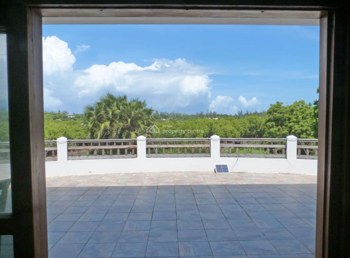 4 Bedroom House Sitting on O.8 Acres Located in Watamu Pawns Lake with, Watamu Kilifi, Watamu, Kilifi, Townhouse for Sale