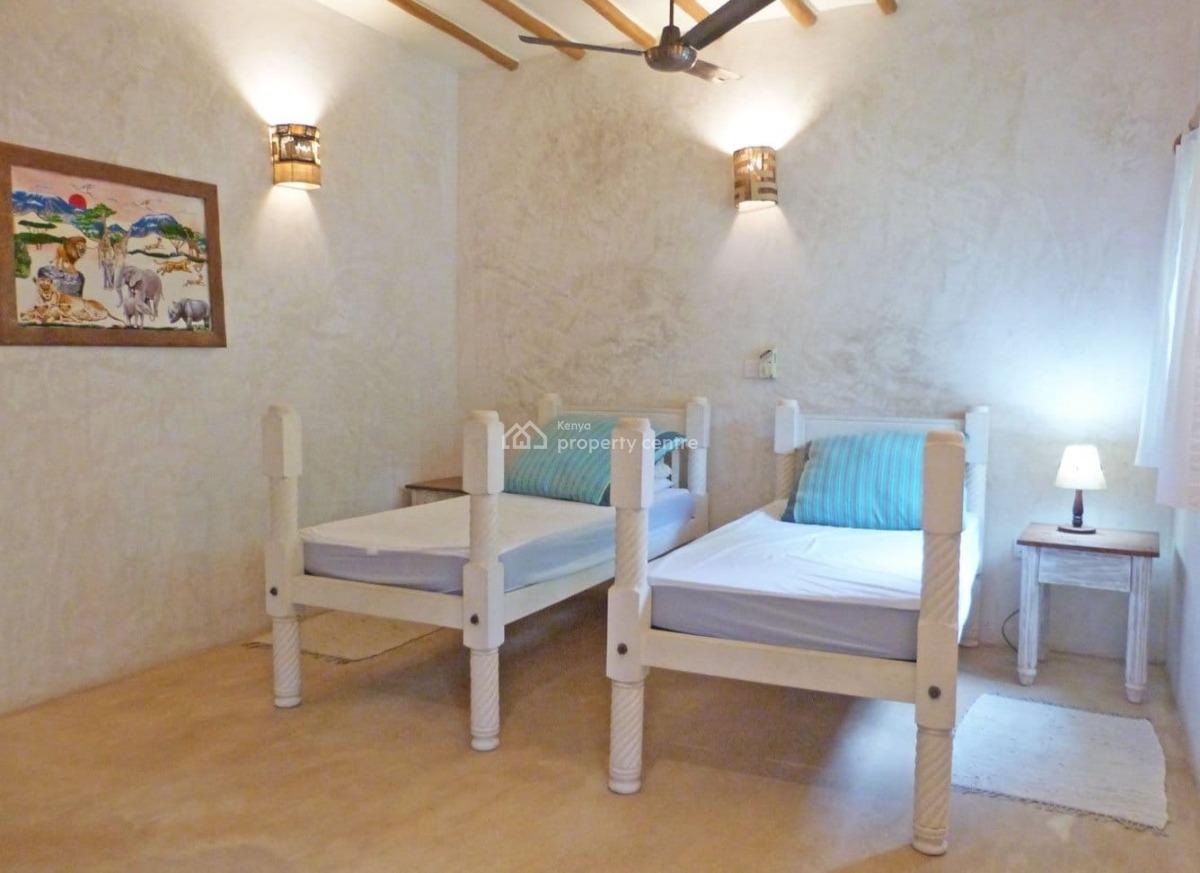 4 Bedroom House Sitting on O.8 Acres Located in Watamu Pawns Lake with, Watamu Kilifi, Watamu, Kilifi, Townhouse for Sale