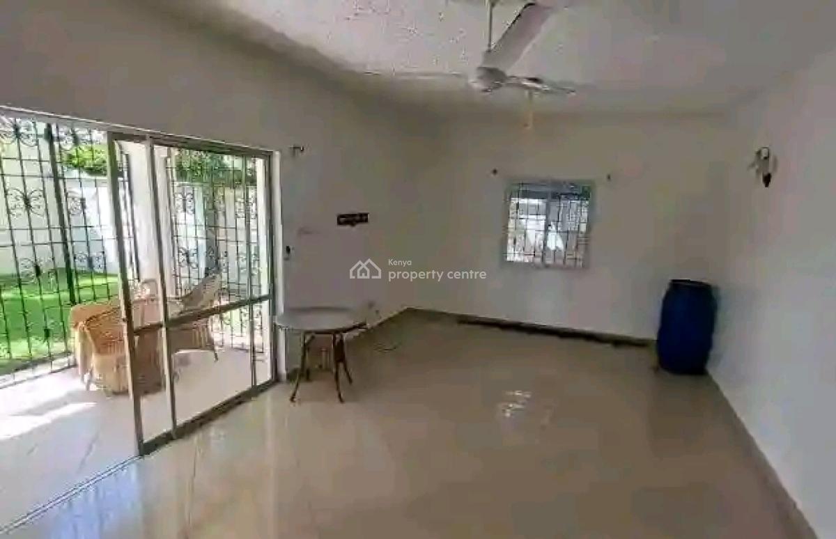 Modern 4 Bedroom Massionate in Nyali,mombasa, Off Links Road, Nyali, Mombasa, House for Rent