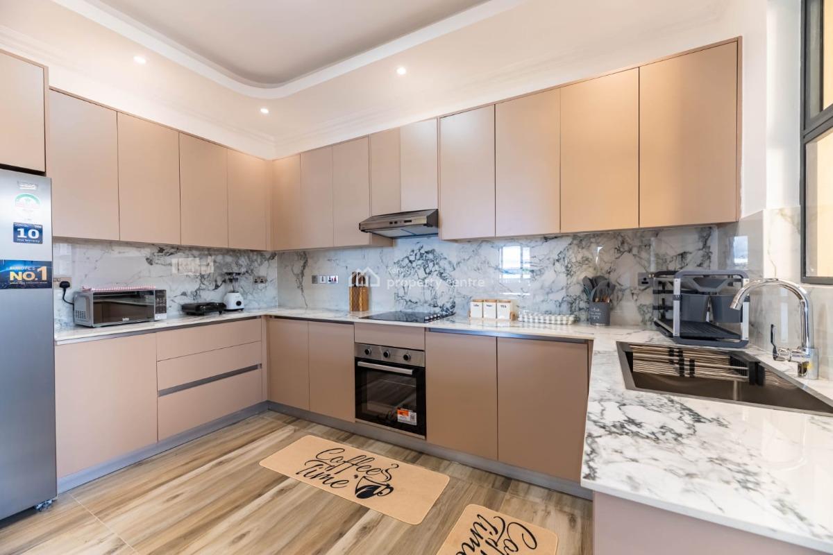 Fully Furnished and Serviced 2 Bedroom All Ensuite, Brookside Drive, Westlands, Nairobi, Apartment for Rent