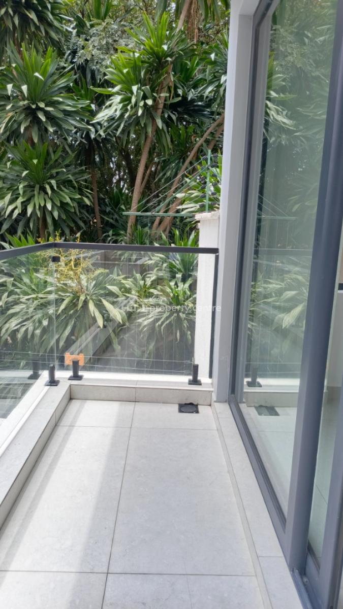 an Executive Very Spacious 3 Bedroom All Ensuite  Plus Dsq, Brookside Road, Westlands, Nairobi, Apartment for Sale