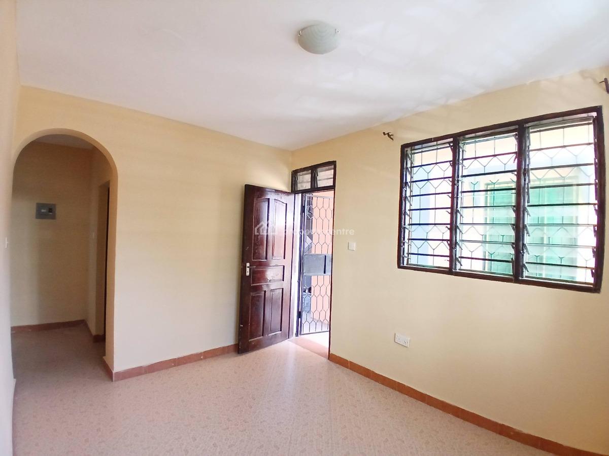 Clean 1 Br Apartment with Parking, Furaha Area, Mtwapa, Kilifi, Apartment for Rent