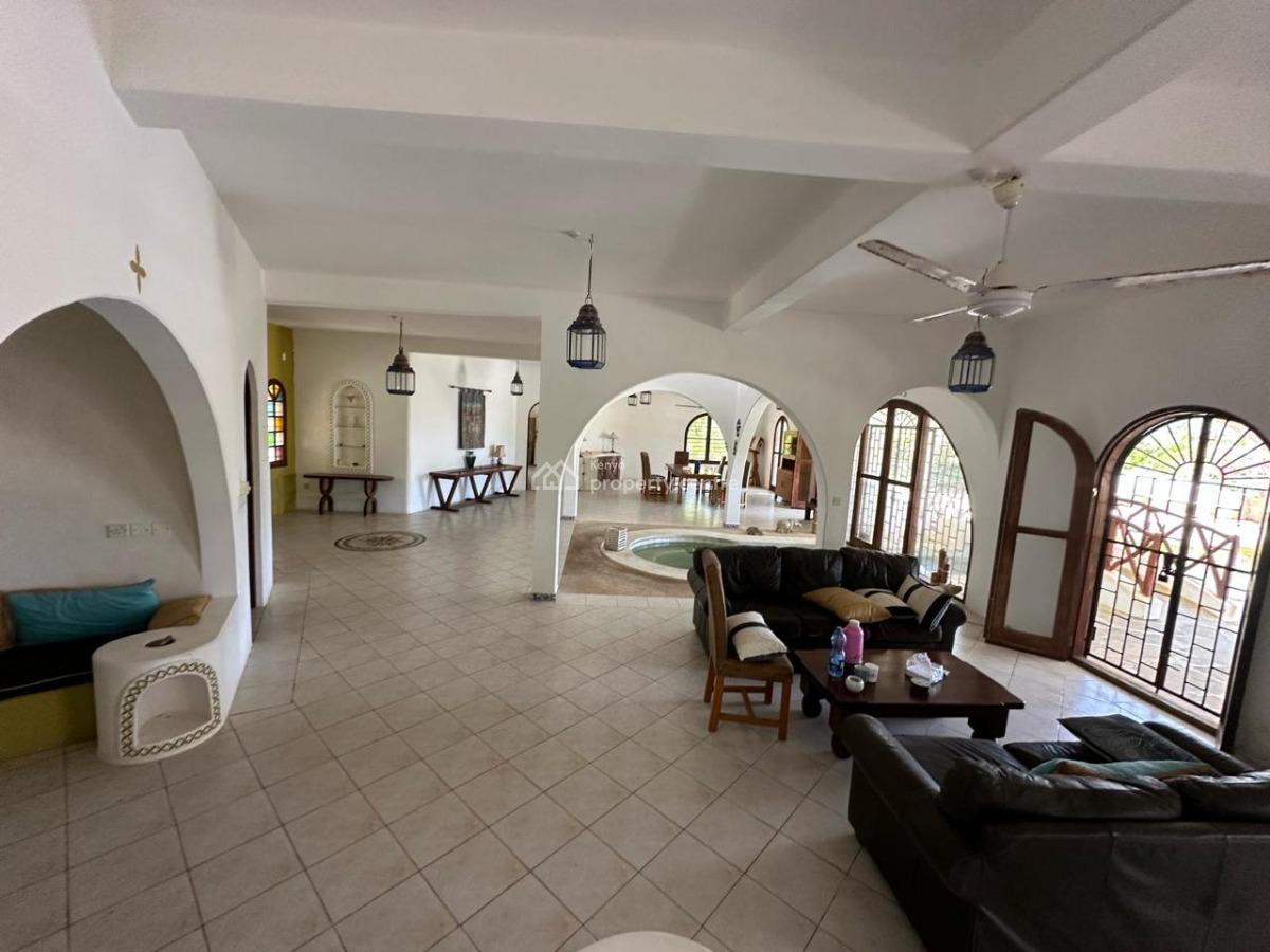 Ultra-luxury 5-bedroom Beachfront on 4 Acres in Watamu, Near Lonno, Watamu, Watamu, Kilifi, Detached Duplex for Sale