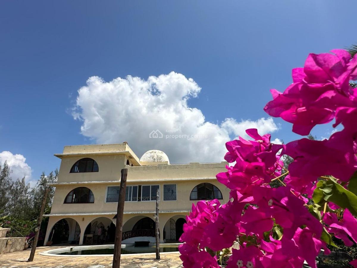 Ultra-luxury 5-bedroom Beachfront on 4 Acres in Watamu, Near Lonno, Watamu, Watamu, Kilifi, Detached Duplex for Sale