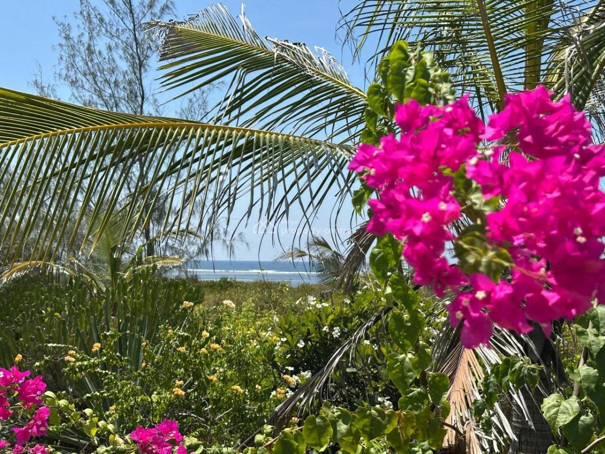 Ultra-luxury 5-bedroom Beachfront on 4 Acres in Watamu, Near Lonno, Watamu, Watamu, Kilifi, Detached Duplex for Sale