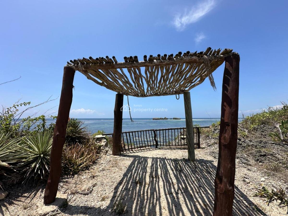 Ultra-luxury 5-bedroom Beachfront on 4 Acres in Watamu, Near Lonno, Watamu, Watamu, Kilifi, Detached Duplex for Sale