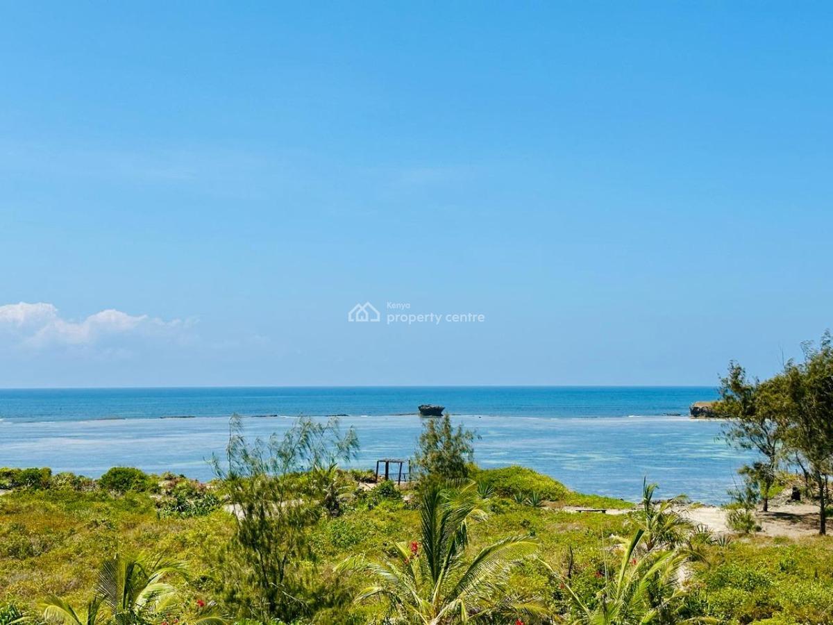 Ultra-luxury 5-bedroom Beachfront on 4 Acres in Watamu, Near Lonno, Watamu, Watamu, Kilifi, Detached Duplex for Sale