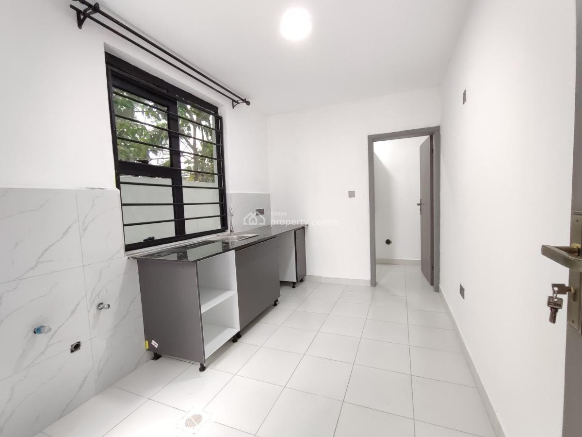 5 Bedroom Town House with Attached Sq All Ensuite in a Controlled Gate, Ruiru, Ruiru, Kiambu, Townhouse for Sale
