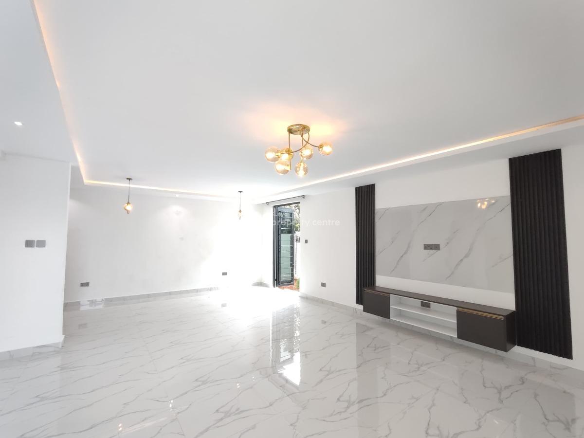 5 Bedroom Town House with Attached Sq All Ensuite in a Controlled Gate, Ruiru, Ruiru, Kiambu, Townhouse for Sale