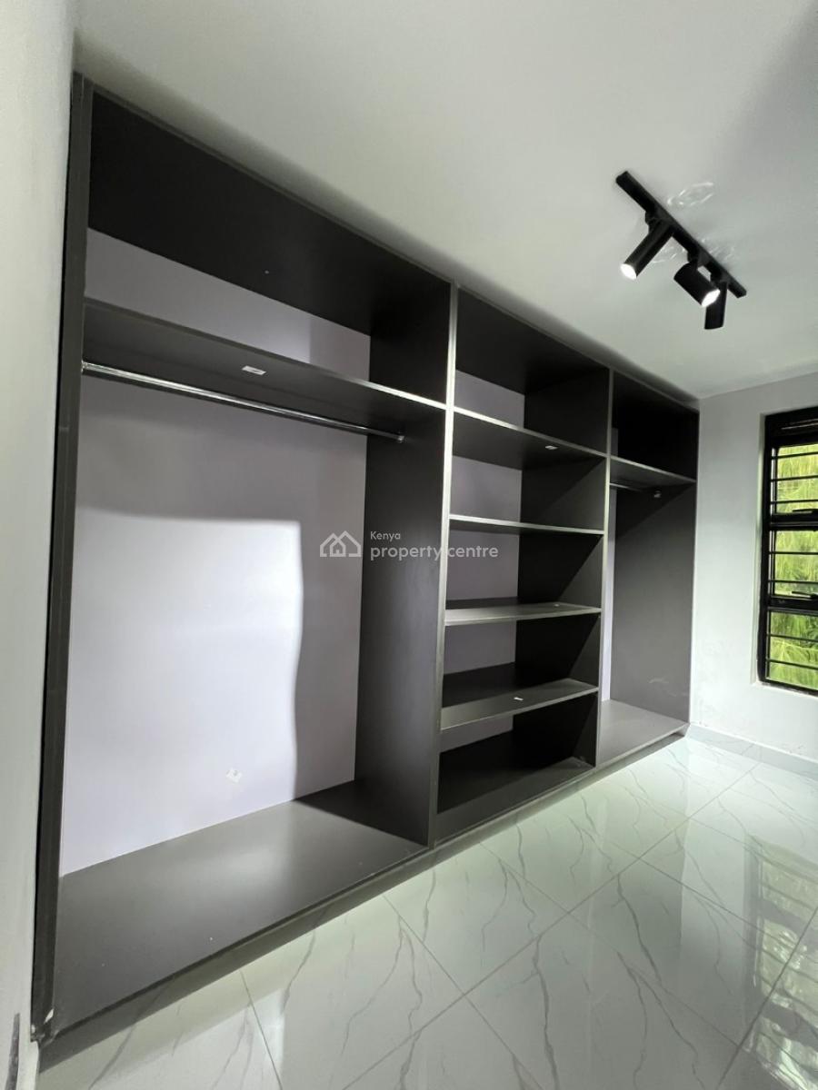 5 Bedroom Town House with Attached Sq All Ensuite in a Controlled Gate, Ruiru, Ruiru, Kiambu, Townhouse for Sale