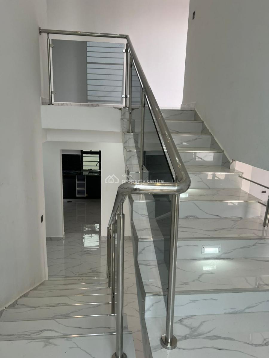 5 Bedroom Town House with Attached Sq All Ensuite in a Controlled Gate, Ruiru, Ruiru, Kiambu, Townhouse for Sale