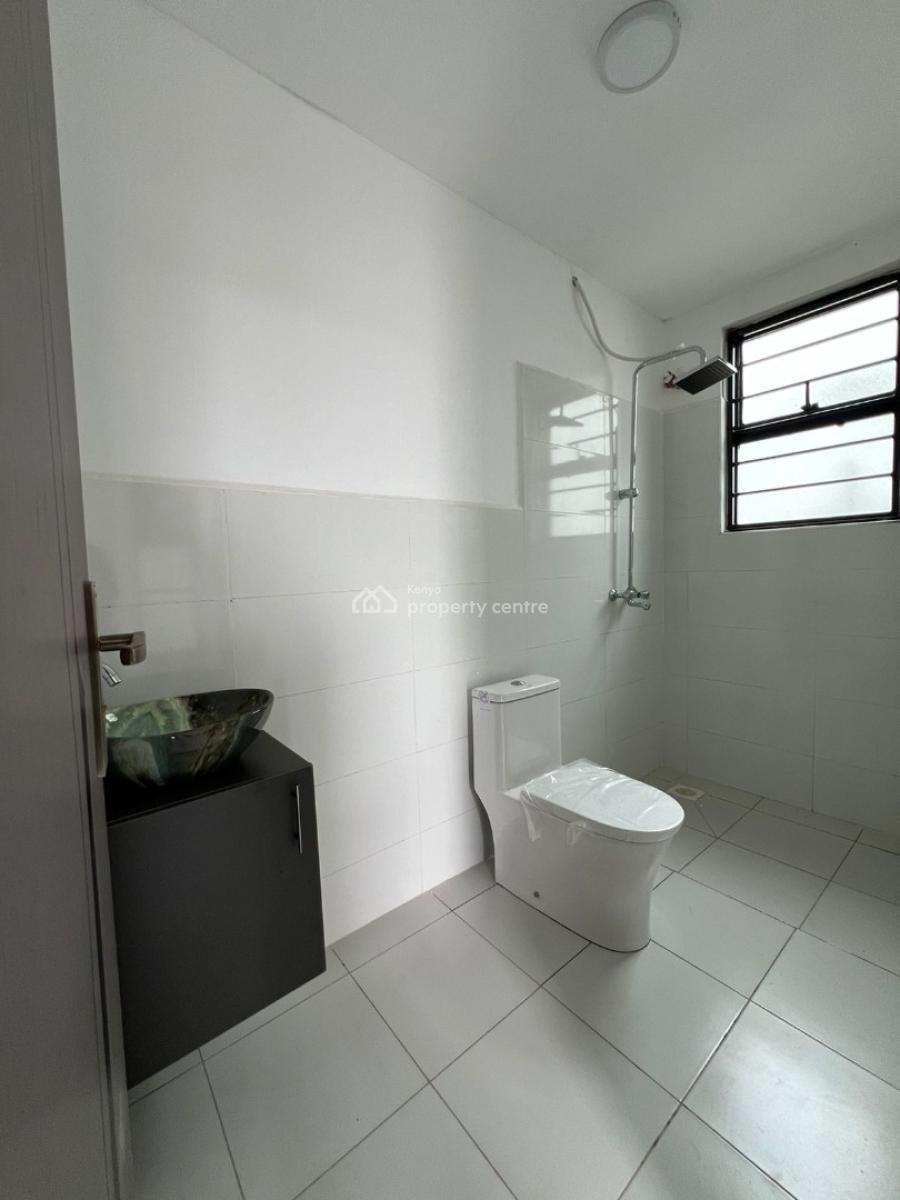 5 Bedroom Town House with Attached Sq All Ensuite in a Controlled Gate, Ruiru, Ruiru, Kiambu, Townhouse for Sale