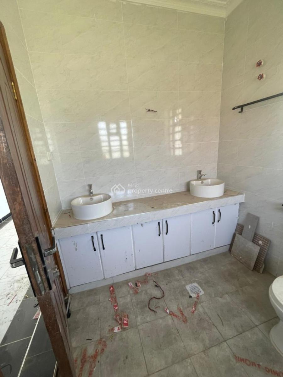 4 Bedroom House All Ensuite Membley Estate with Sq  Asking Price 21.5m, Ruiru, Ruiru, Kiambu, Townhouse for Sale