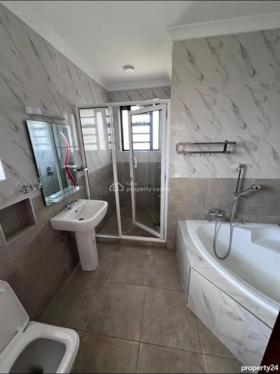 4 Bedroom House with Sq Ruiru Membley Estate  All Bedrooms Ar, Ruiru Membley Est, Ruiru, Kiambu, Townhouse for Sale